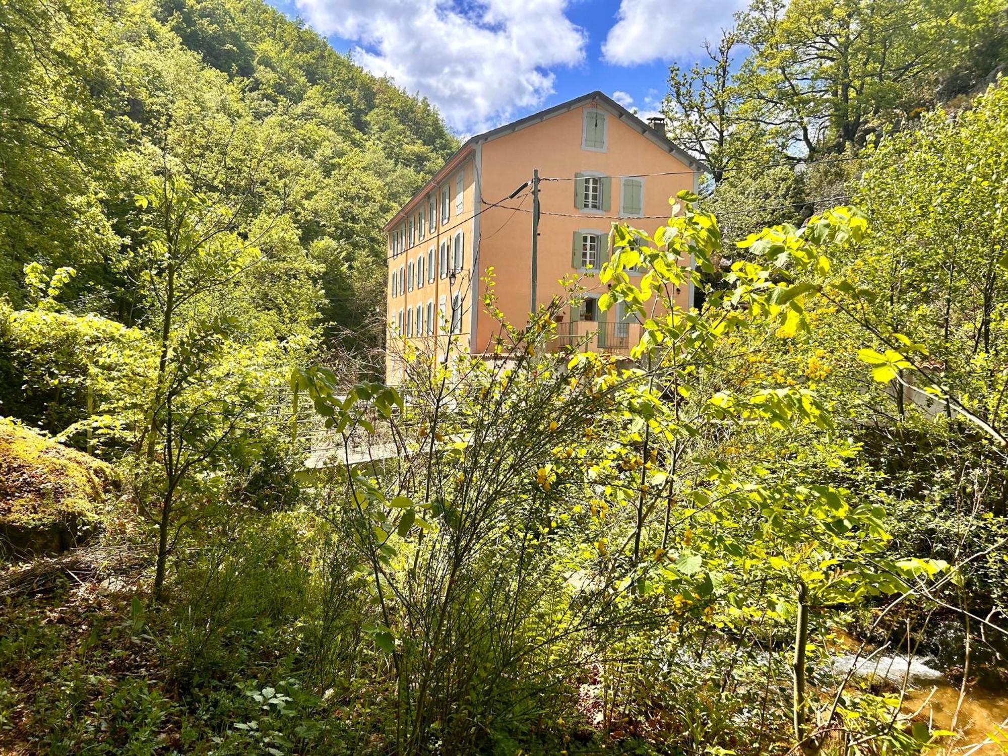 Notre-Dame D'Escouloubre Sources D'Eaux Chaudes Privees Et Sauna Exterior foto